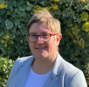 Lisa Lenton